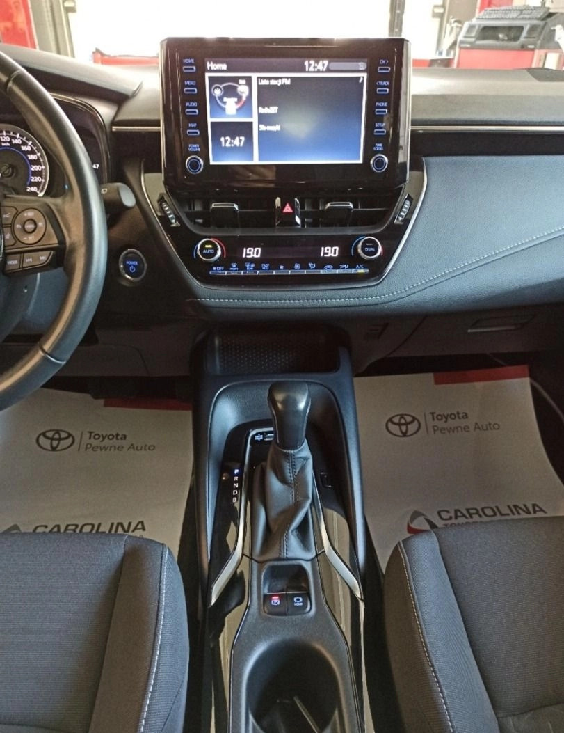 Toyota Corolla cena 108000 przebieg: 53972, rok produkcji 2021 z Sędziszów małe 232